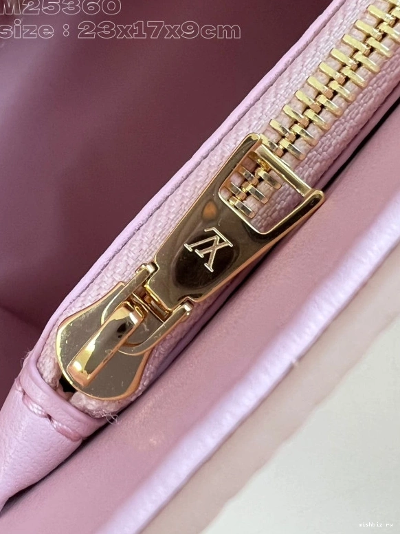 WIS MM-23*17*9.5CM TWIST LOUIS VUITTON 0814